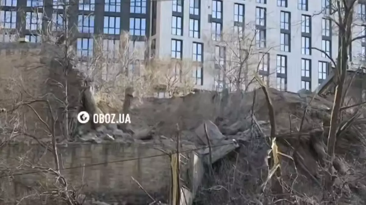 Посольство Азербайджана в Киеве повреждено после ночной атаки