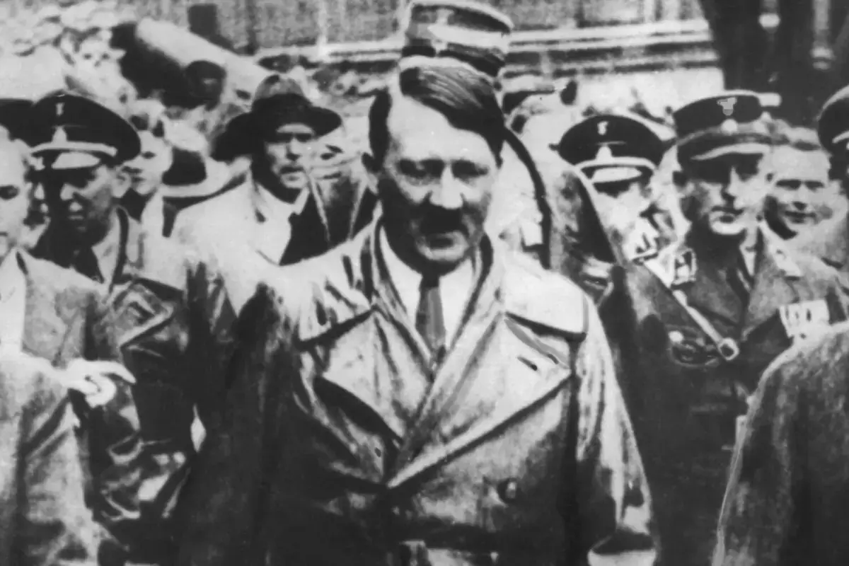 В ДНК Гитлера выявили генетическую склонность к шизофрении - новости на Lada.kz 14.11.2025