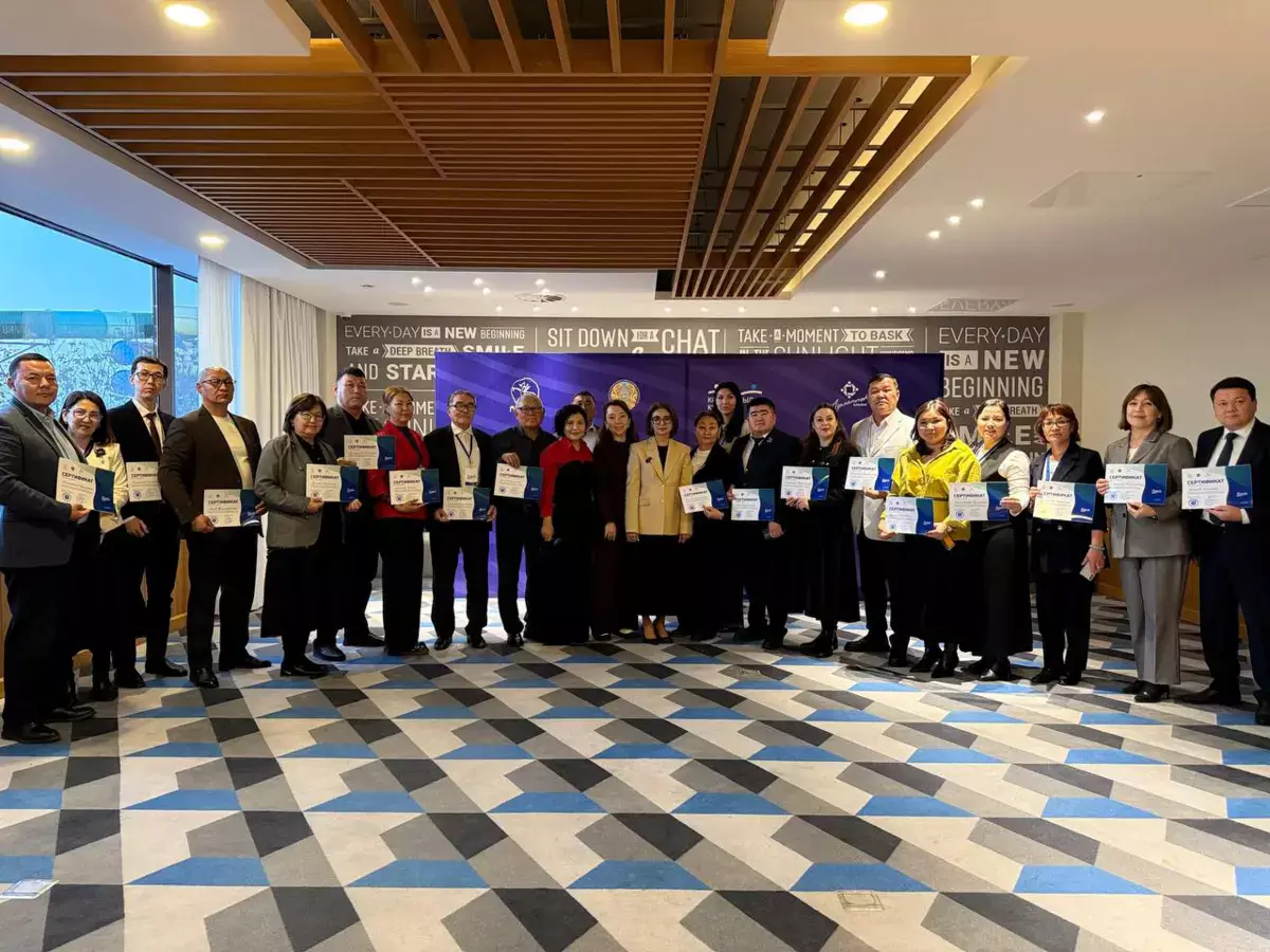 В Мангистау прошла церемония награждения участников проекта «Көшбасшылар керуені» - новости на Lada.kz 14.11.2025