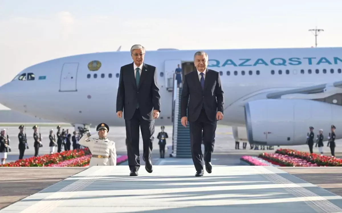 Қасым-Жомарт Тоқаев Ташкентке мемлекеттік сапармен барды