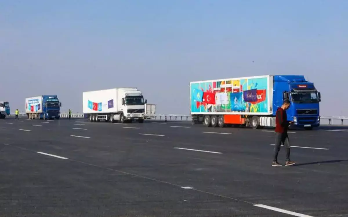 Алматы и Шымкент теперь связывает полностью четырехполосная трасса