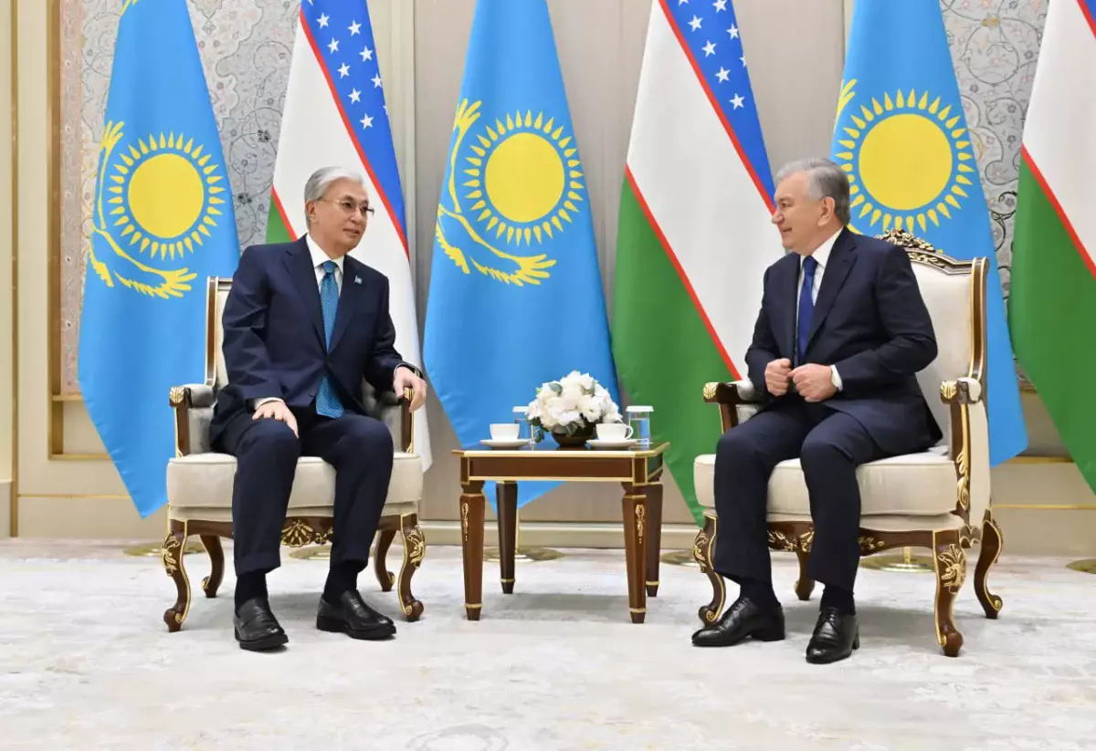 В международном аэропорту «Ташкент-Хумо» состоялась беседа глав двух государств