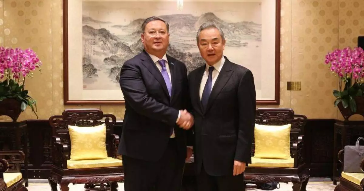  Қазақстан ме Қытай арасындағы сауда-экономикалық ынтымақтастықтың негізгі мәселелері талқыланды 