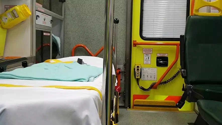 Семья из Германии отравилась уличной едой в Стамбуле: двое детей погибли