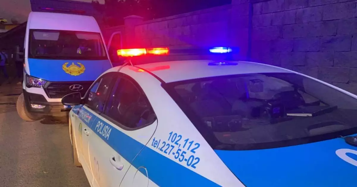  Полицейские скопились у дома родственников Болата Назарбаева 