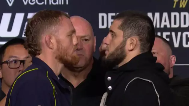 Когда и во сколько начнётся титульный бой Махачев - Маддалена на UFC 322