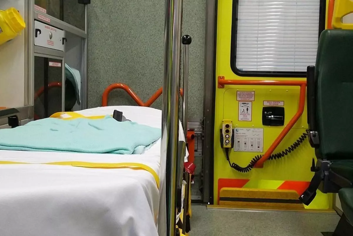 Семья из Германии отравилась уличной едой в Стамбуле: двое детей умерли