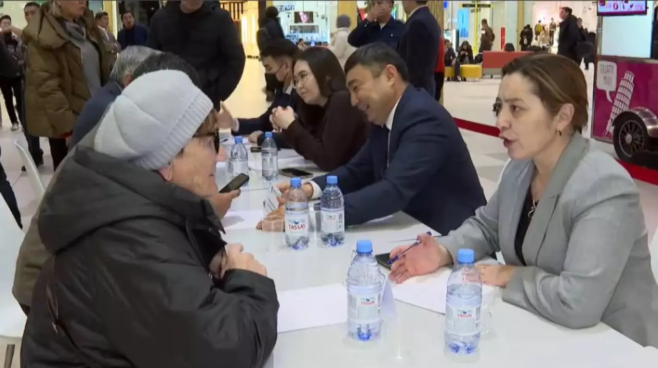 Заң мен тәртіп: тұрғындарға тегін кеңес берілді