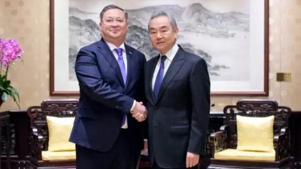 Цена в Казахстане: совместное продвижение сотрудничества в различных сферах.