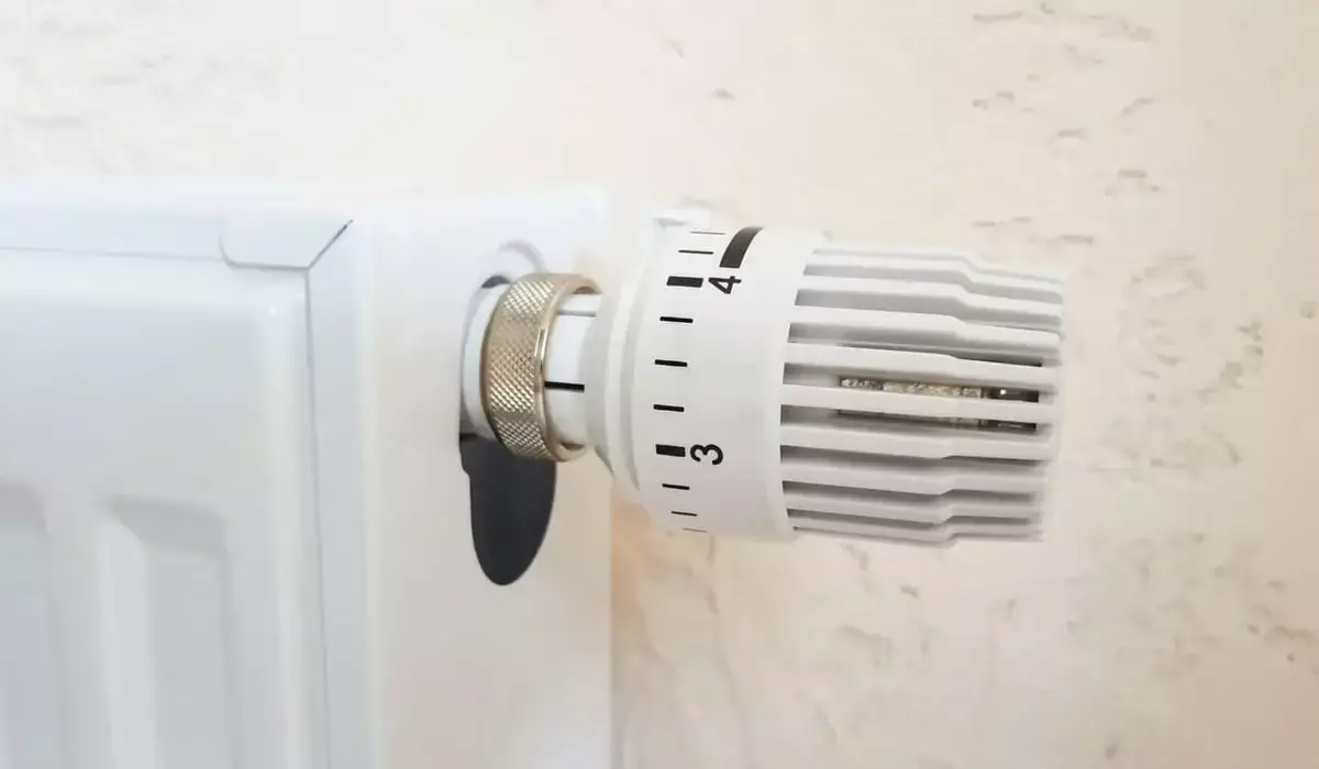 Алматинцев заставляли переплачивать за повторное подключение к теплу