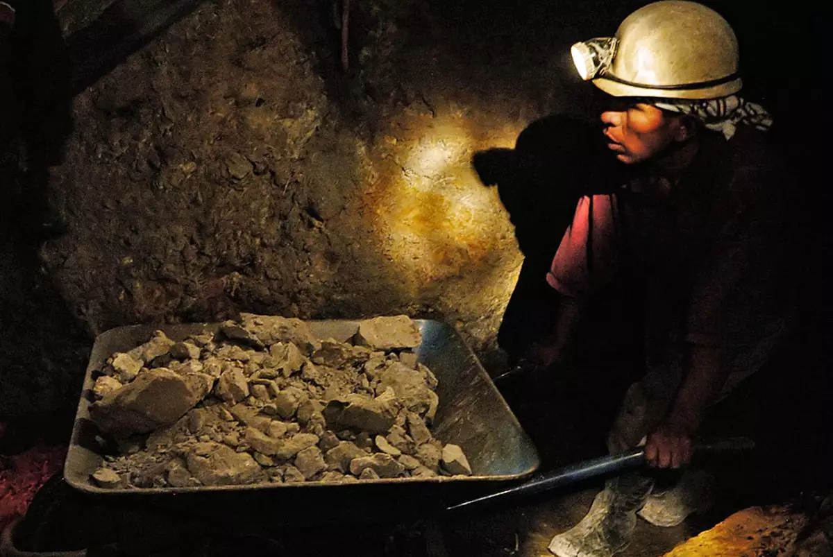 Китай обнаружил крупнейшее за 76 лет месторождение золота: более 1444 тонн