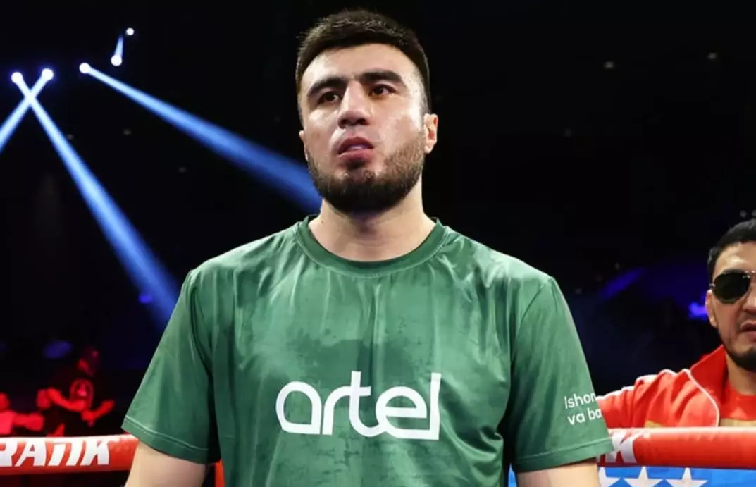 Баходир Джалолов ешқашан жеңілмеген қарсыласын нокаутпен тоқтатты (ВИДЕО)