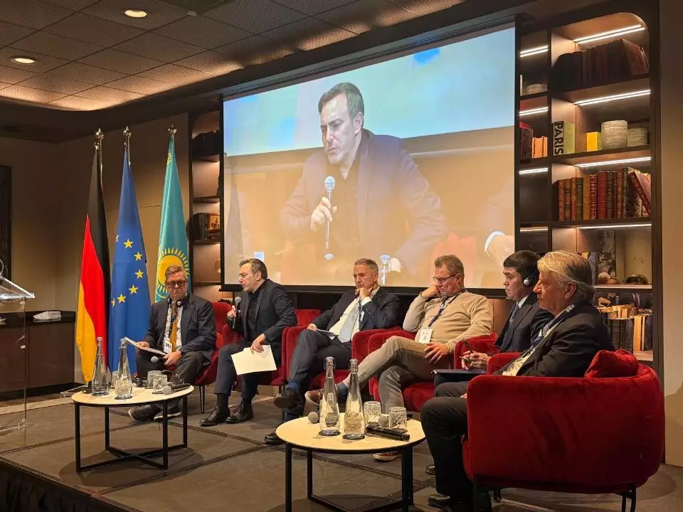 Казахстан призвал ЕС устранить узкие места на Среднем коридоре.