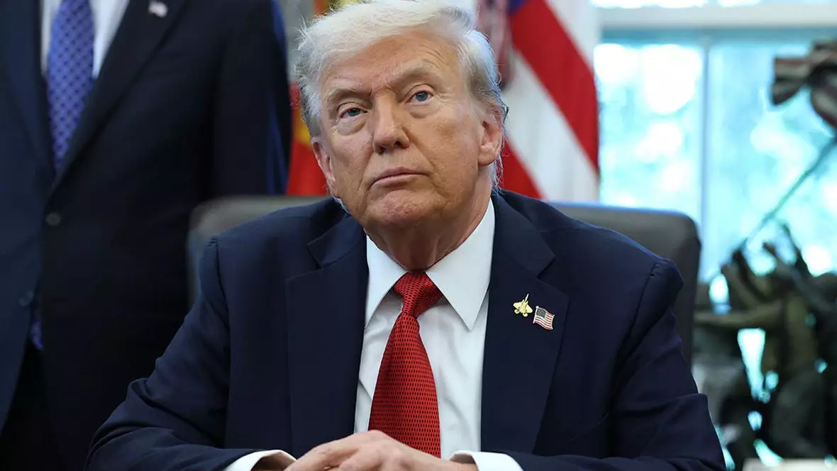 Трамп бірқатар азық-түлік тауарларына баж салығын жою туралы жарлыққа қол қойды