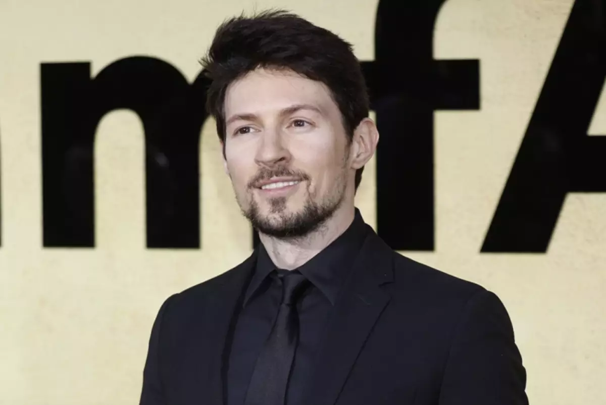 Франция сняла ограничения на перемещения Павла Дурова