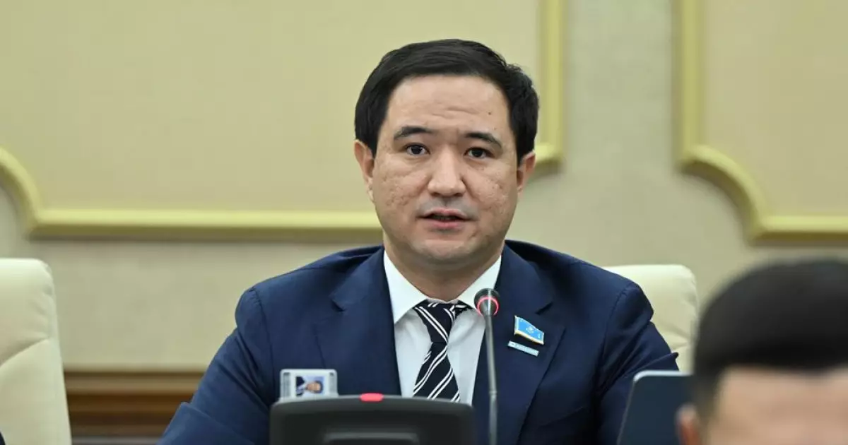   Әбутәліп Мүтәлі,  Мәжіліс депутаты, «AMANAT» партиясы фракциясының мүшесі: Бұл заң еліміздің цифрлық егемендігін нығайтады   