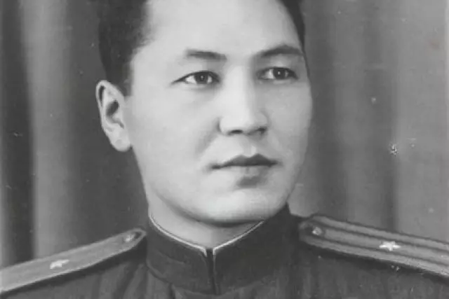 АЙБЫНДЫ БАТЫР - МӘЛІК ҒАБДУЛЛИН