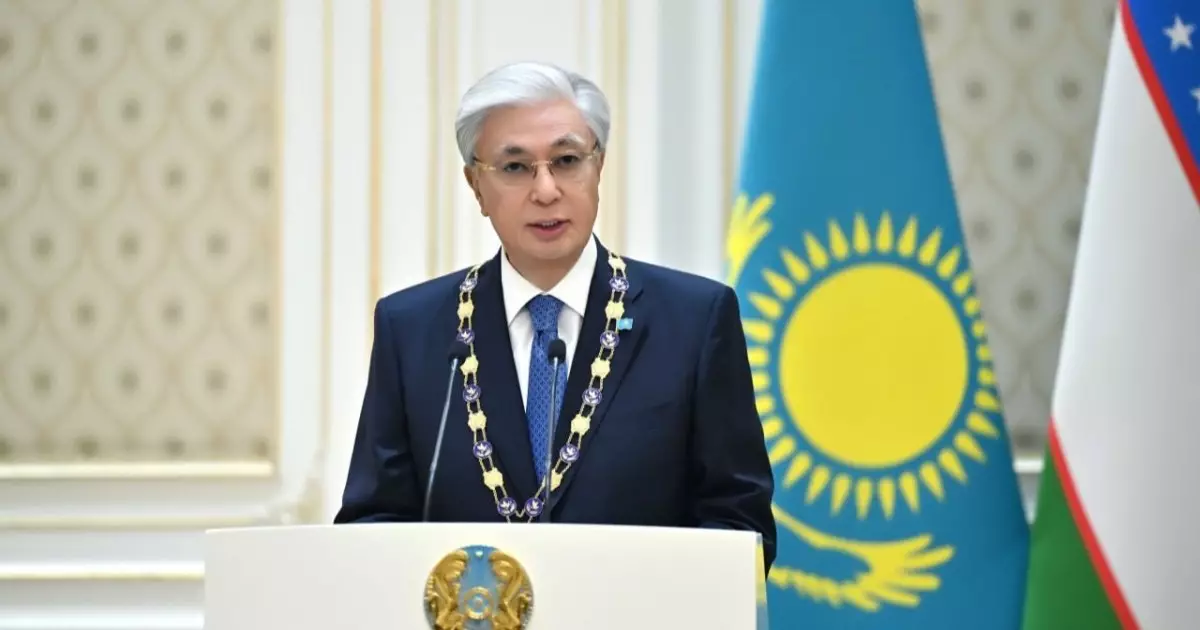  Тоқаевқа Өзбекстанның ең жоғары мемлекеттік наградасы табысталды 