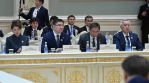 Транскаспий дәлізі: Тоқаев Өзбекстанды порттық серіктестікке шақырды