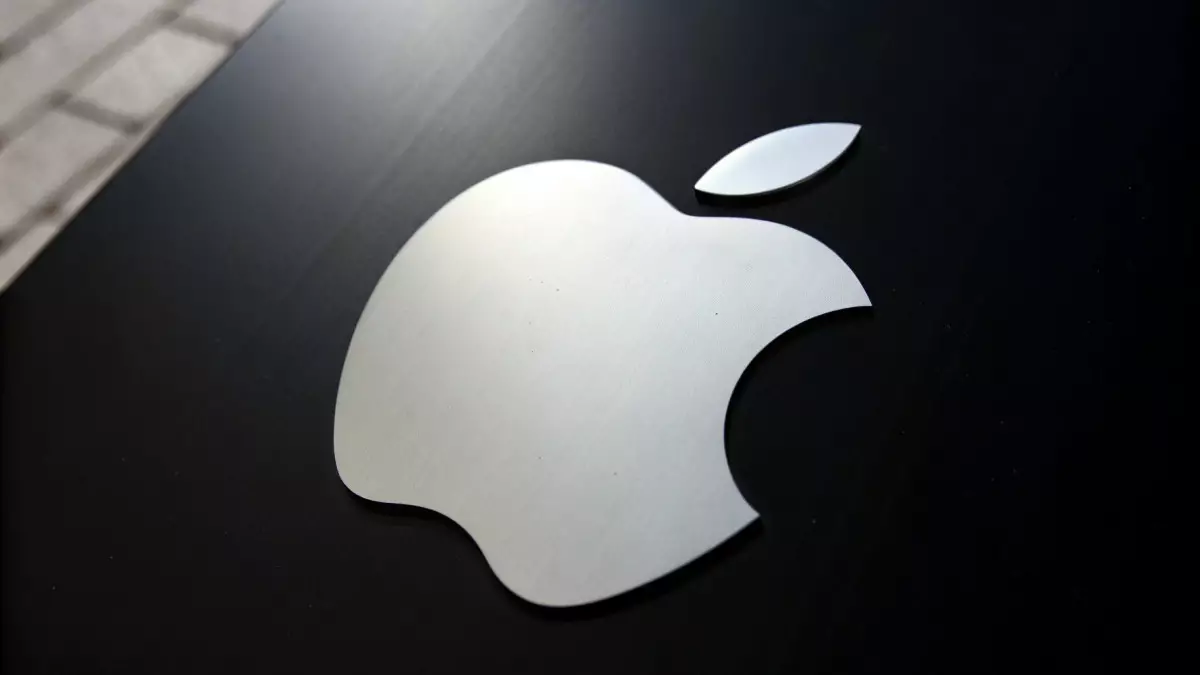 Apple объявила войну «копиям»: поддельные приложения теперь под запретом