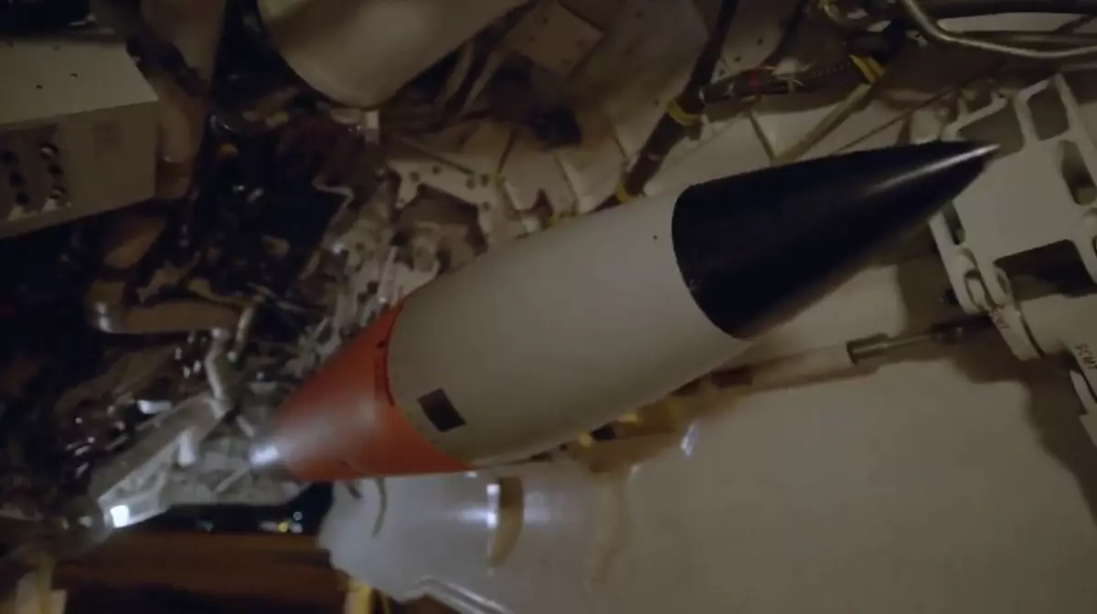 США испытали термоядерную бомбу B61-12 с истребителя F-35