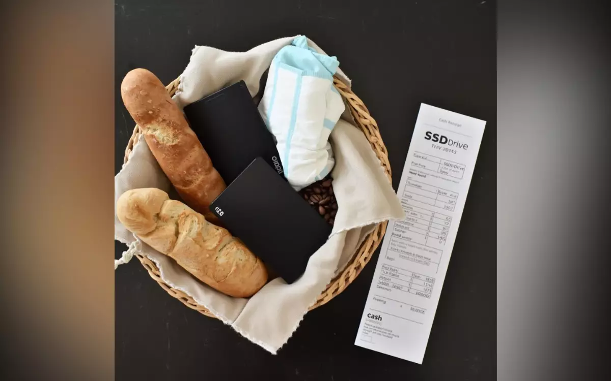 Почему технологичные товары дешевеют, а еда дорожает в тенге?