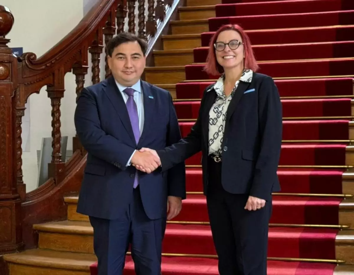 Казахстанские госслужащие получат новые возможности обучения во Франции