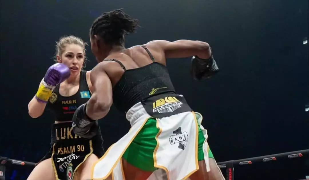 Сенсация! Ангелина Лукас ТОП-30-ға кірмейтін боксшыдан жеңілді
