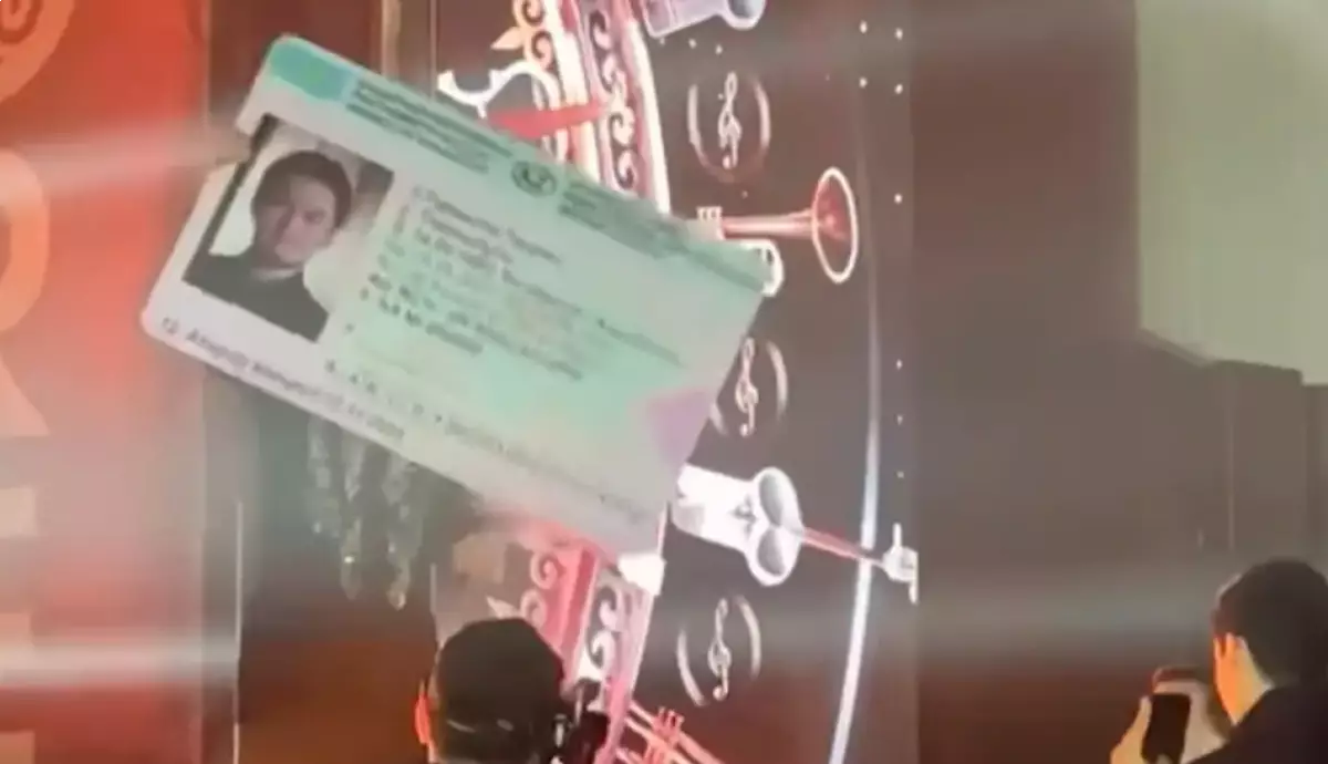 Есірткімен ұсталған Төреғали Төреәлі елде жоқ жүргізуші куәлігіне ие болды