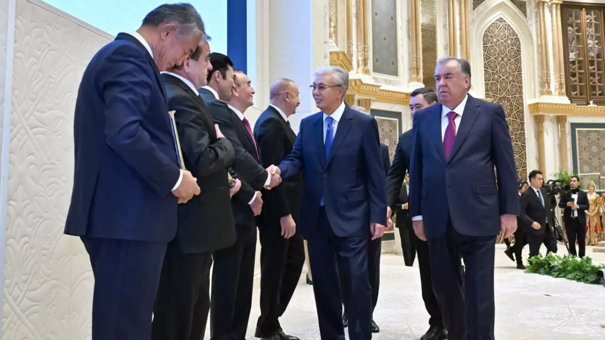 Тоқаев "Келешек мұрасы" халықаралық сыйлығын тапсыру рәсіміне қатысты