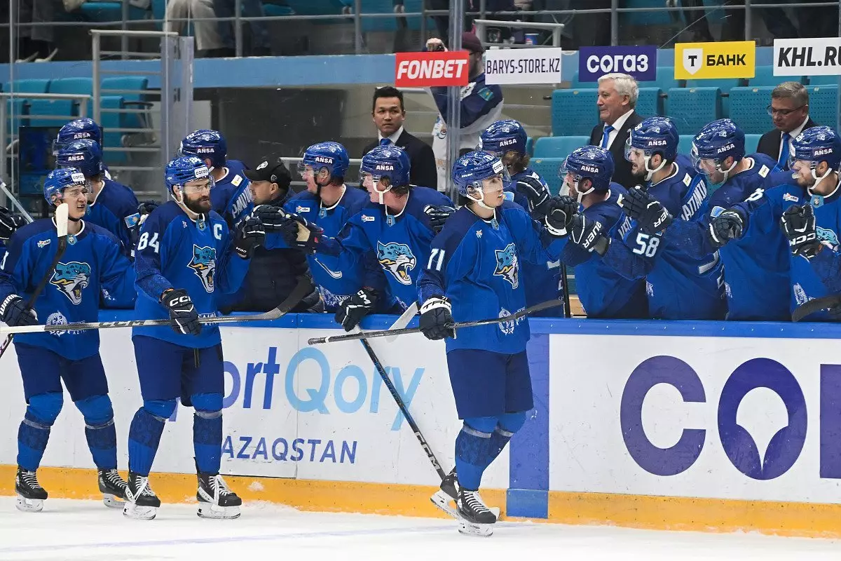 ХК "Барыс" одержал первую в сезоне выездную победу