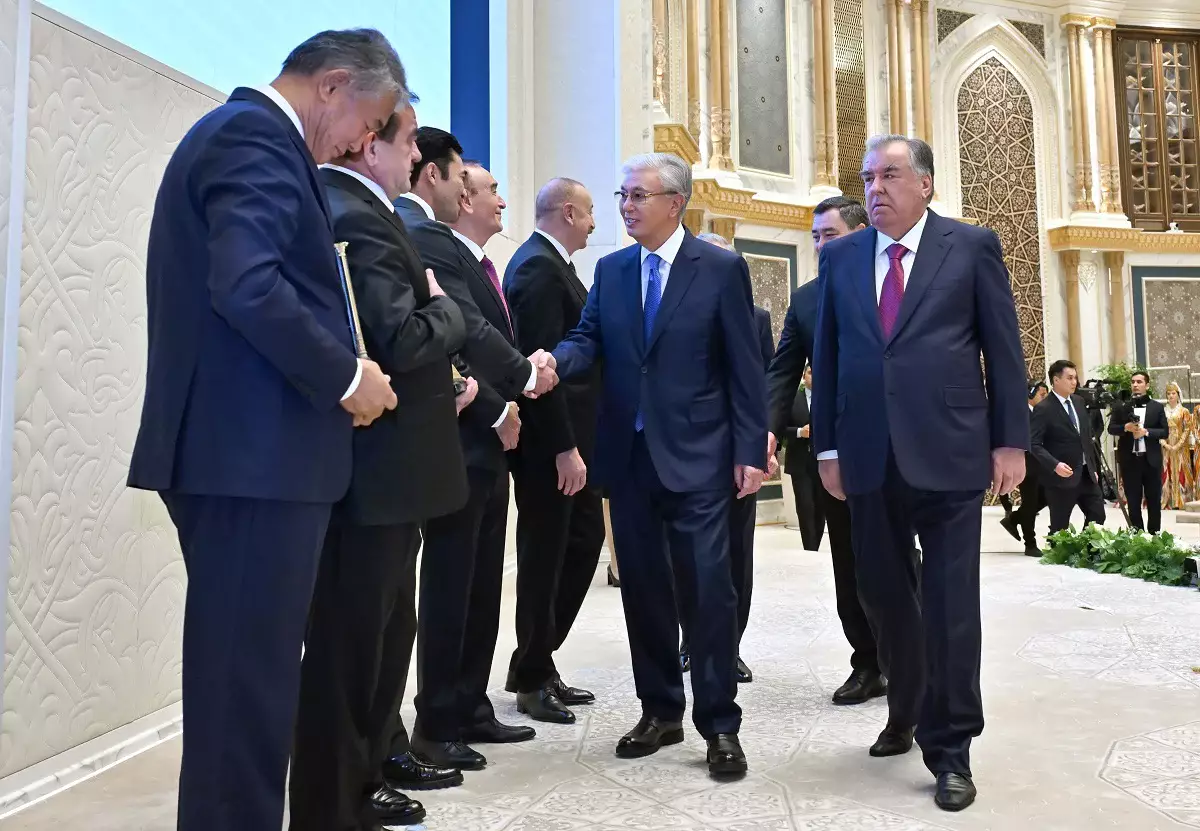 Мемлекет басшысы "Келешек мұрасы" халықаралық сыйлығын тапсыру рәсіміне қатысты