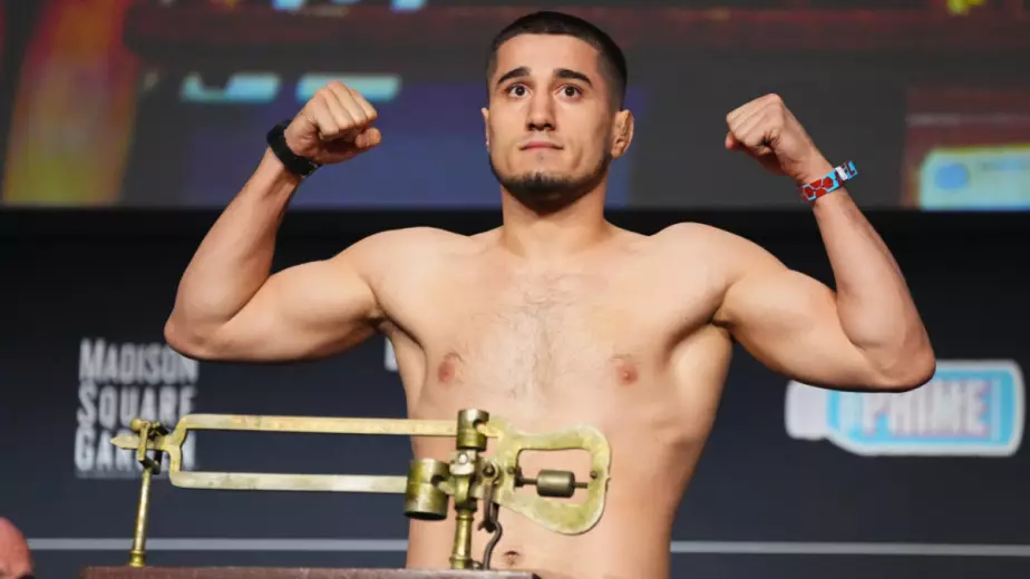 Новая звезда UFC отметился нокаутом и вызвал Бо Никала (ВИДЕО)