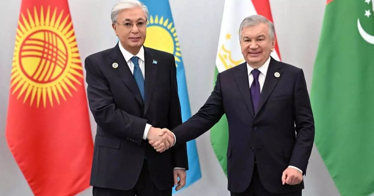  Қасым-Жомарт Тоқаев Ташкенттегі Конгресс орталыққа келді 