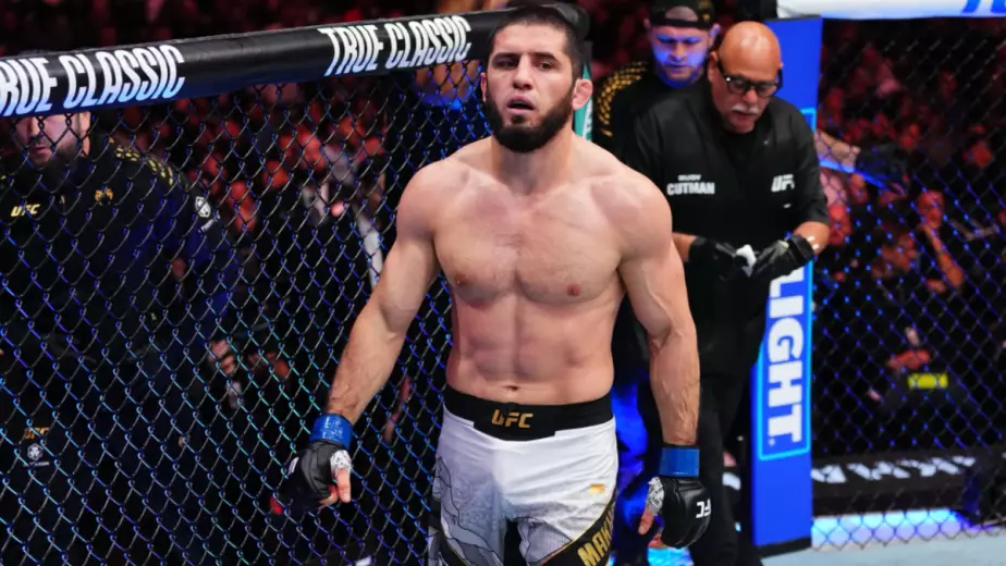 Ислам Махачев - новый чемпион в весе Шавката Рахмонова!