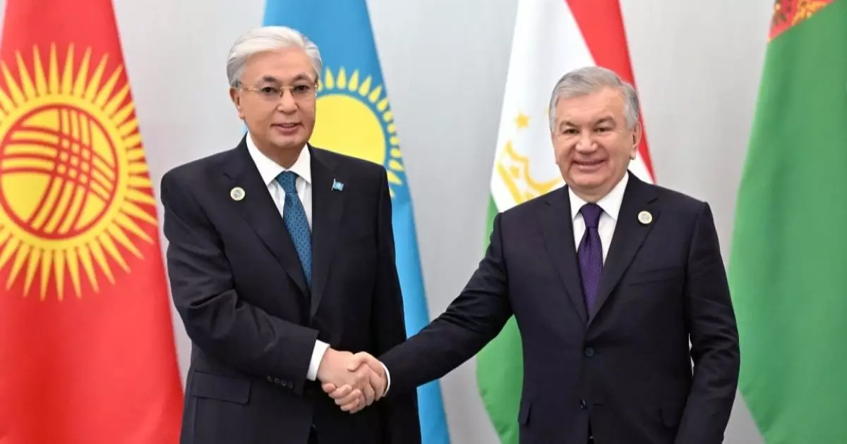  Тоқаев Ташкенттегі Конгресс орталыққа келді 