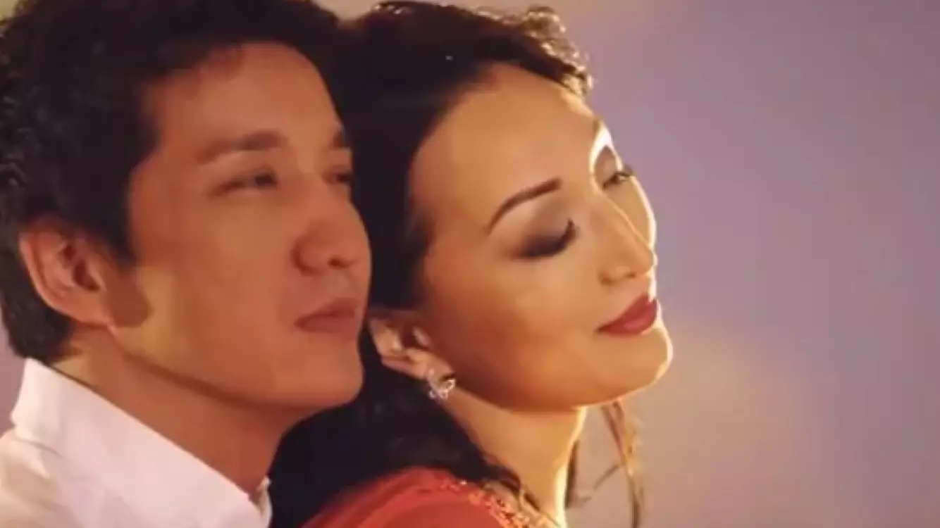 Айқын Төлепбергеннің бұрынғы әйелі тиктокта төбе көрсетті