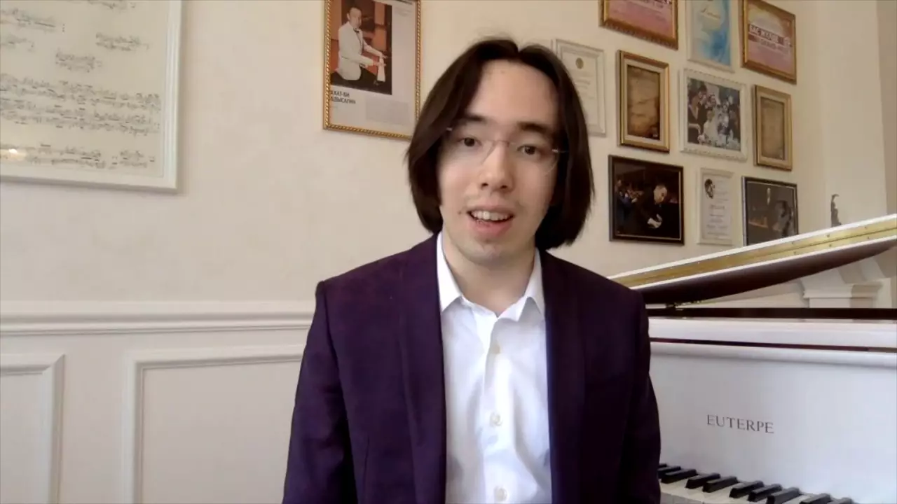 Рахат-Би Абдысагин представит в Оксфорде первую квантовую симфонию