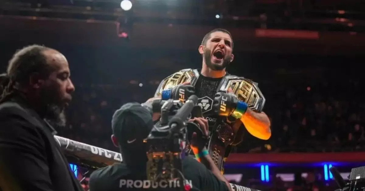  Махачев жартылай орта салмақта чемпион атанды: Шавкат Рахмонов уақыт өткізбей Исламды жекпе-жекке шақырды 