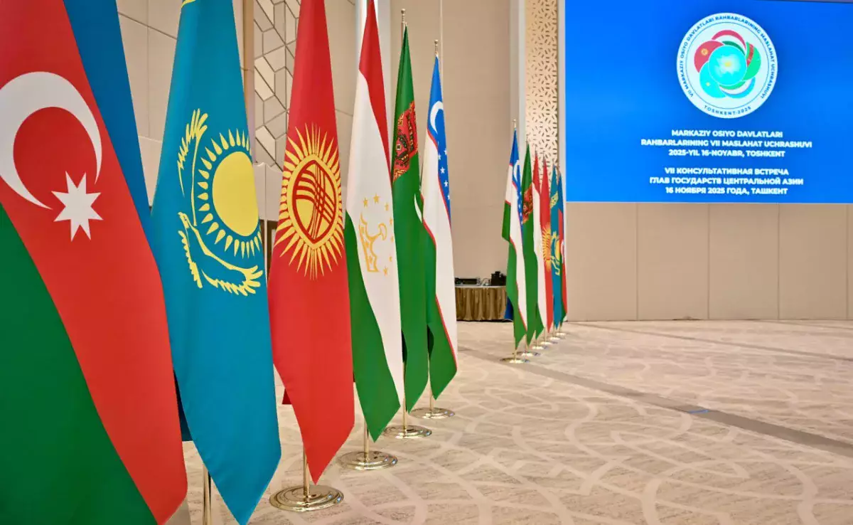 Күш біріктіру керек: Президент сирек металдарды өңдеу мен жасанды интеллектіні дамыту туралы