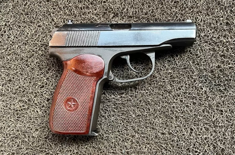 Потерявшие пистолет полицейские проиграли суд в Караганде