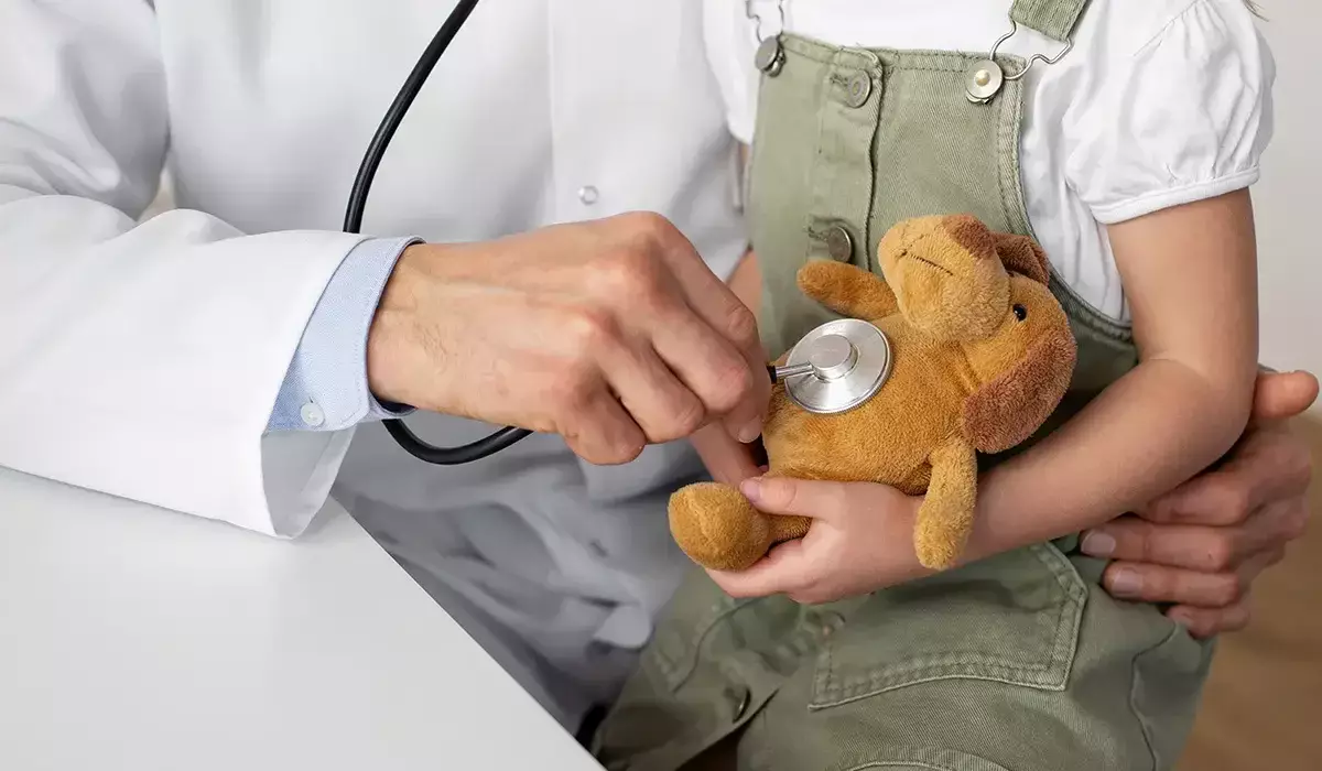 Алматы облысында бес балаға иіс тиді