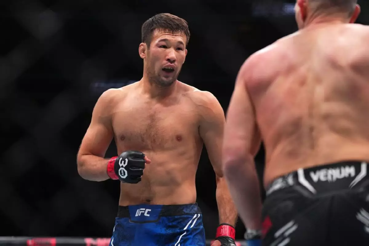 Шавкату Рахмонову присудили первое поражение в UFC