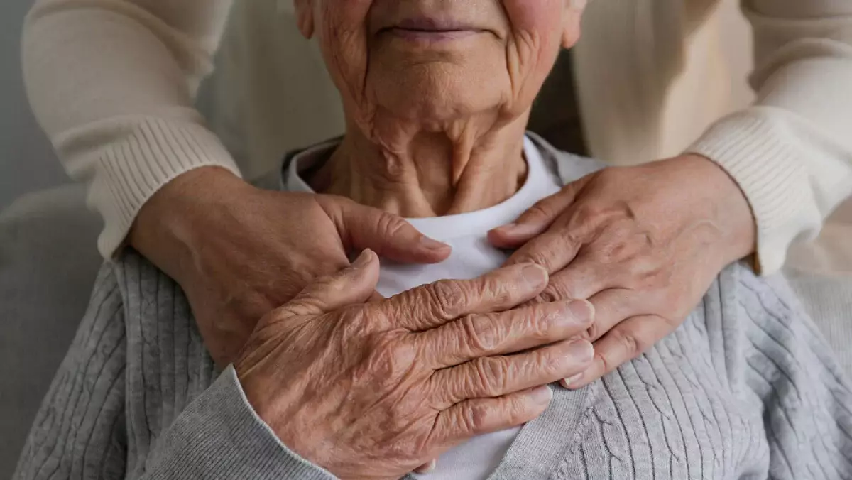 Почему люди стареют быстрее: новое исследование психологов