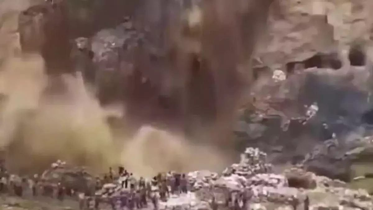 Не менее 32 человек погибли при масштабном обрушении медной шахты в ДР Конго