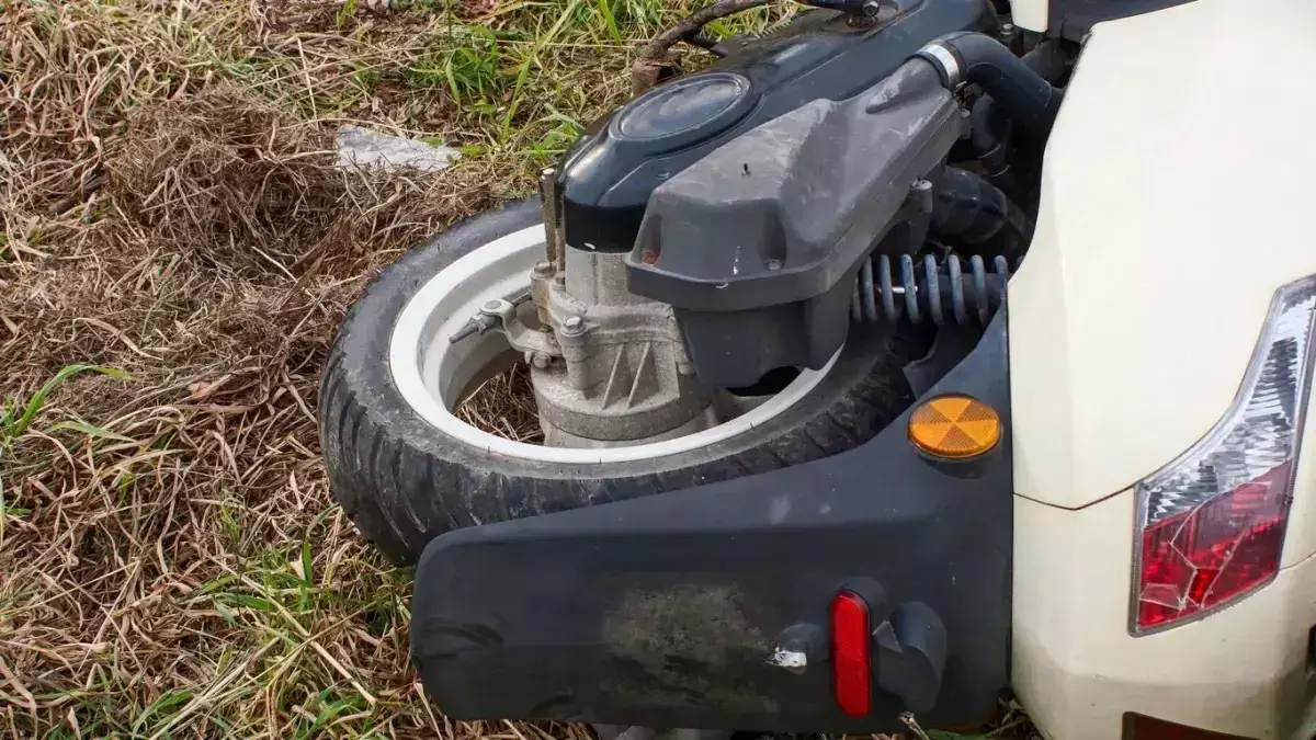 Түркістан облысында мопед мінген ақсақалды қуған полицейлер оны өлтіріп ала жаздады