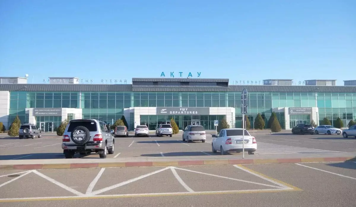 Ребенок получил переломы из-за эскалатора: суд признал виновным аэропорт Актау