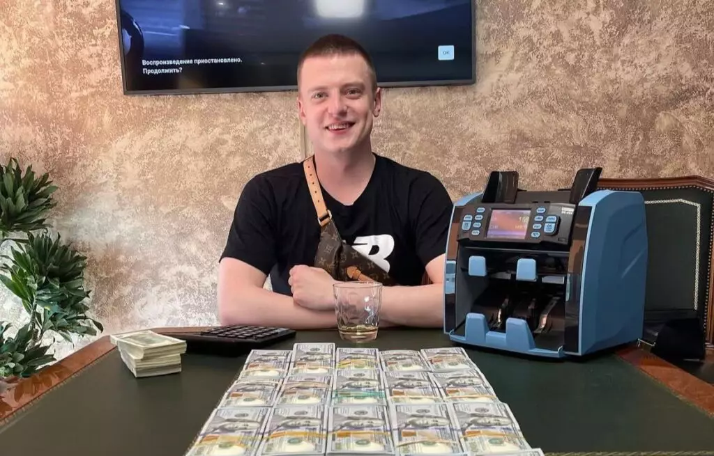 Блогер Mellstroy объявлен в международный розыск по делу о продвижении онлайн-казино