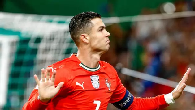 Тренер Португалии поставил точку в споре о роли Роналду после победы 9:1 и выхода на ЧМ-2026