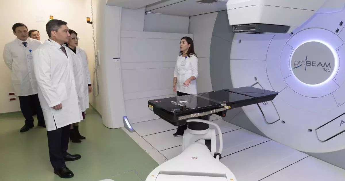  Олжас Бектенов Президенттің медицинадағы озық технологияларды дамыту жөніндегі тапсырмаларының орындалу барысын тексерді 